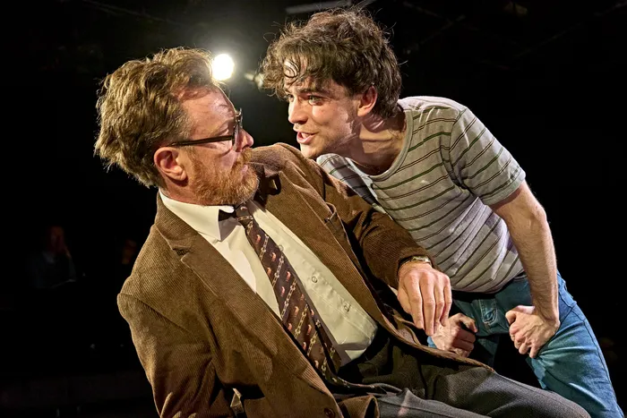 Toby Stephens as Martin Dysart and Noah Valentine as Alan Strang in Equus